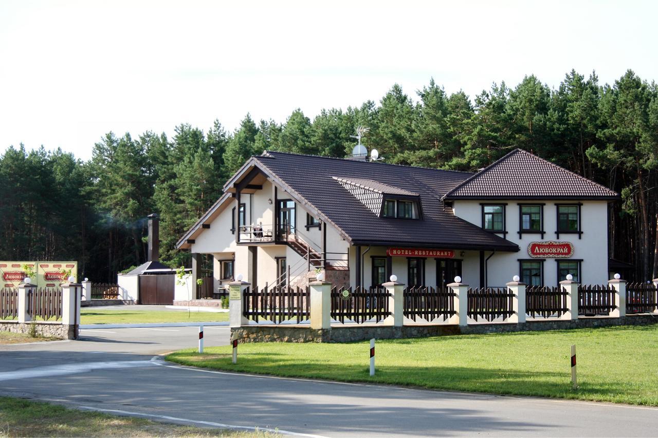 Hotel And Restaurant Complex Lubokray Pereiaslav-Khmelnytskyi Exterior photo